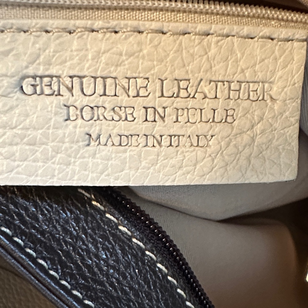 Elegant Cream Made In Italy Leather Crossbody  or Shoulder Bag with Brown strap - Picture 8 of 9